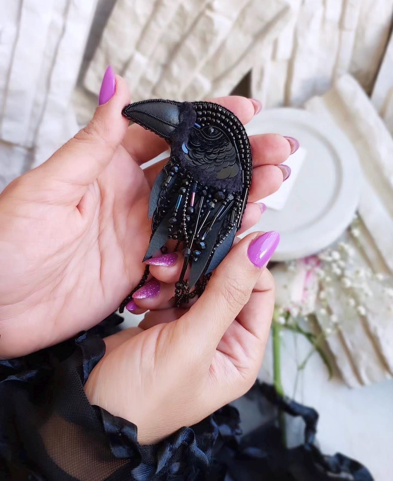 Handmade Beaded Raven Brooch, Gothic Bird Pin, Dark Fantasy Jewelry
