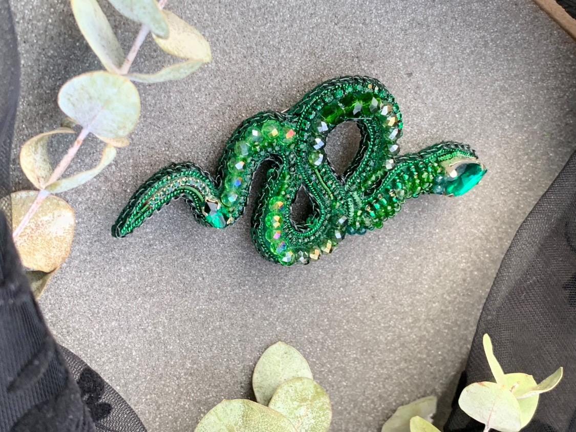 Handmade Beaded Snake Brooch: Gothic Serpent Pin, Year of the Snake