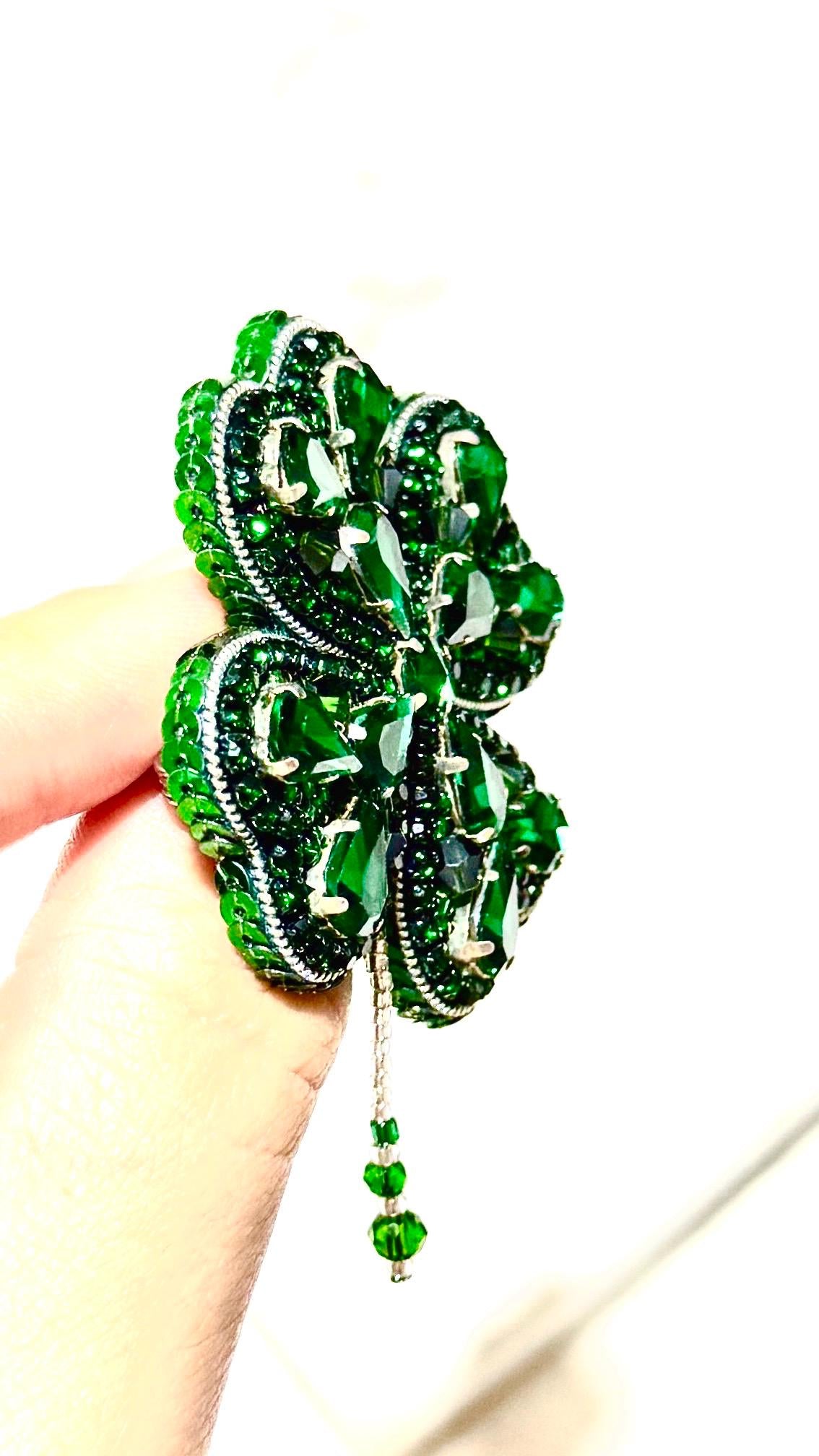 Handmade Green Crystal Clover Brooch: Lucky Beaded Pin