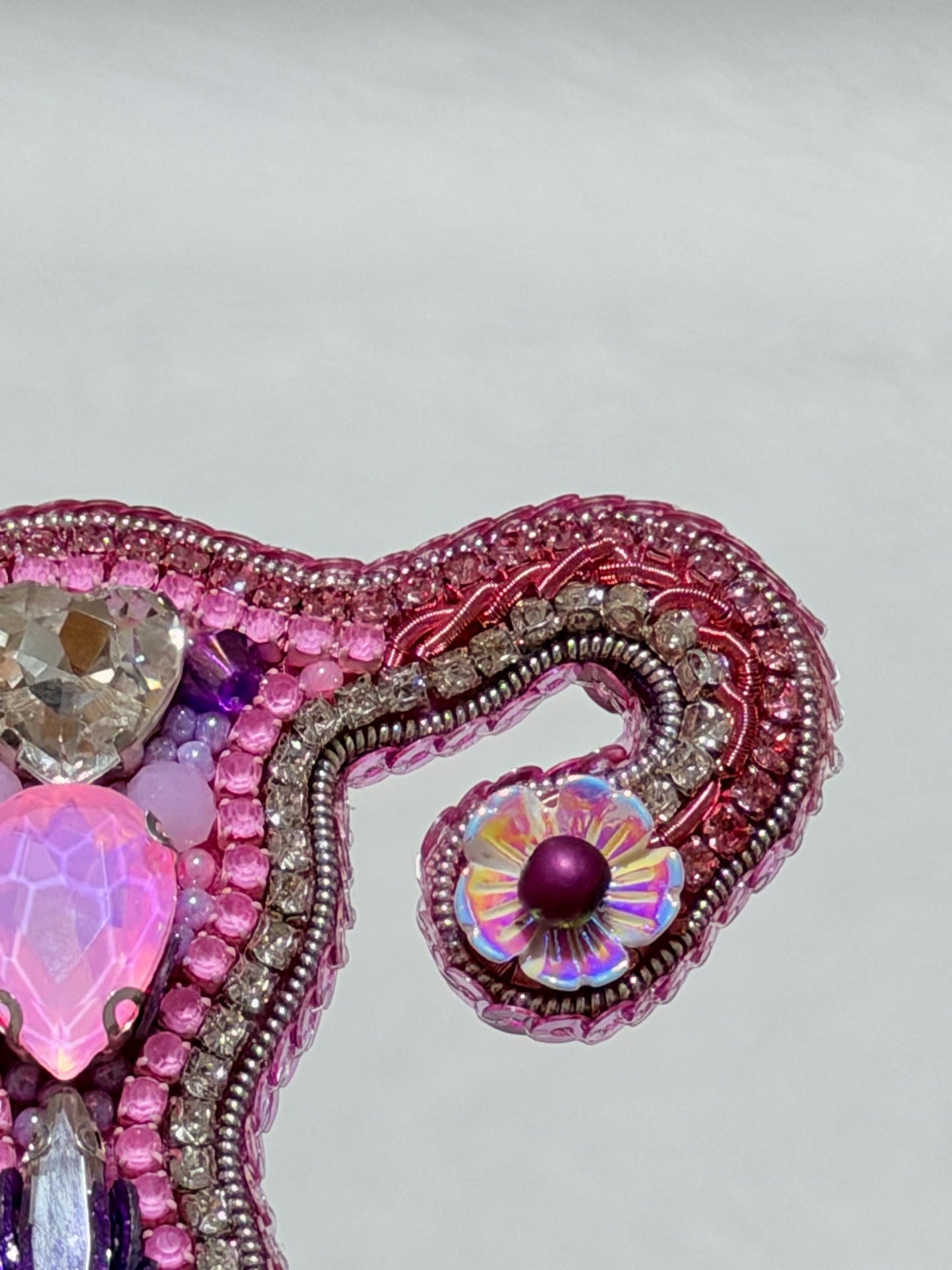 Handmade Beaded Uterus Brooch Pink – Feminist Jewelry, Anatomy Art Pin, Womb Power Statement Brooch, Unique Gift for  Midwife Doctor woman