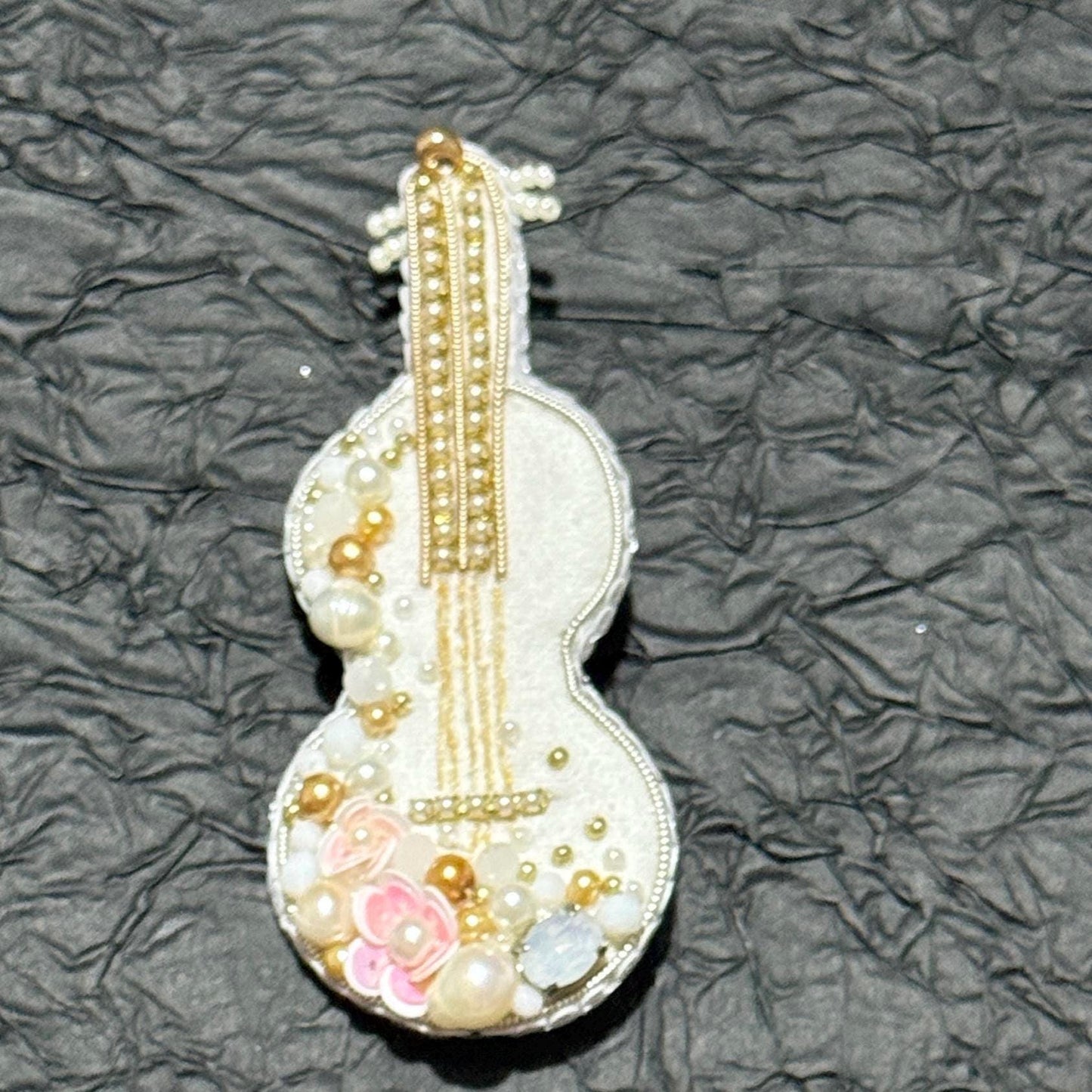 Handmade Beaded Violin Brooch: Pearl & Crystal Musical Pin