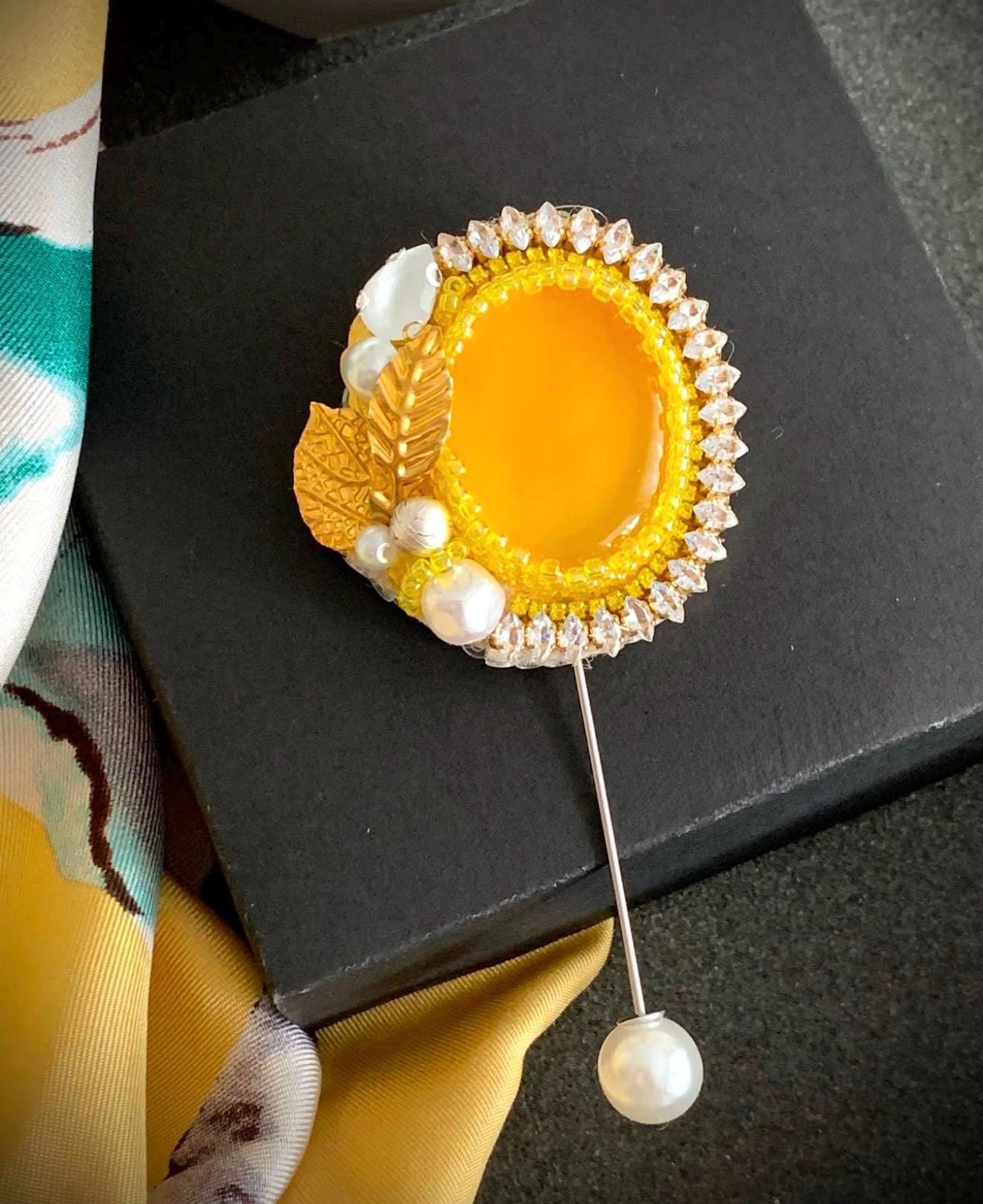 Elegant Yellow Agate Pin Brooch with Pearl and Crystal Details