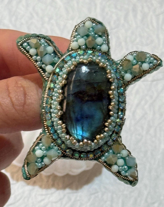 Handmade Beaded Turtle Brooch with Labradorite Stone | Ocean-Inspired Jewelry Gift | Unique Nature-Inspired Accessories