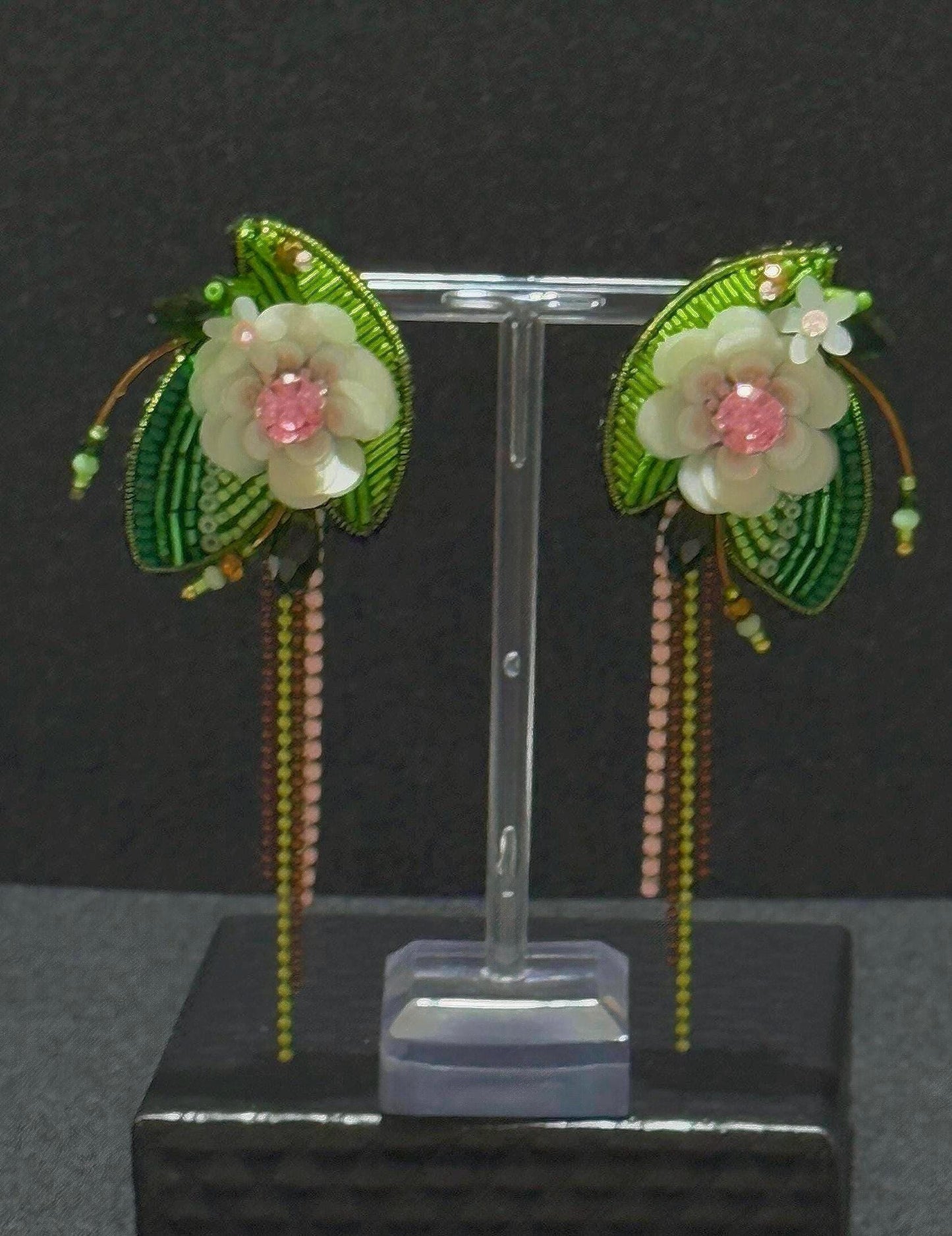 Handmade Green Floral Beaded Earrings – Elegant Nature-Inspired Statement Jewelry