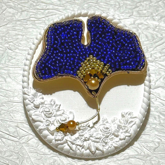 Handmade Blue Beaded Ginkgo Leaf Brooch - Elegant Accessory
