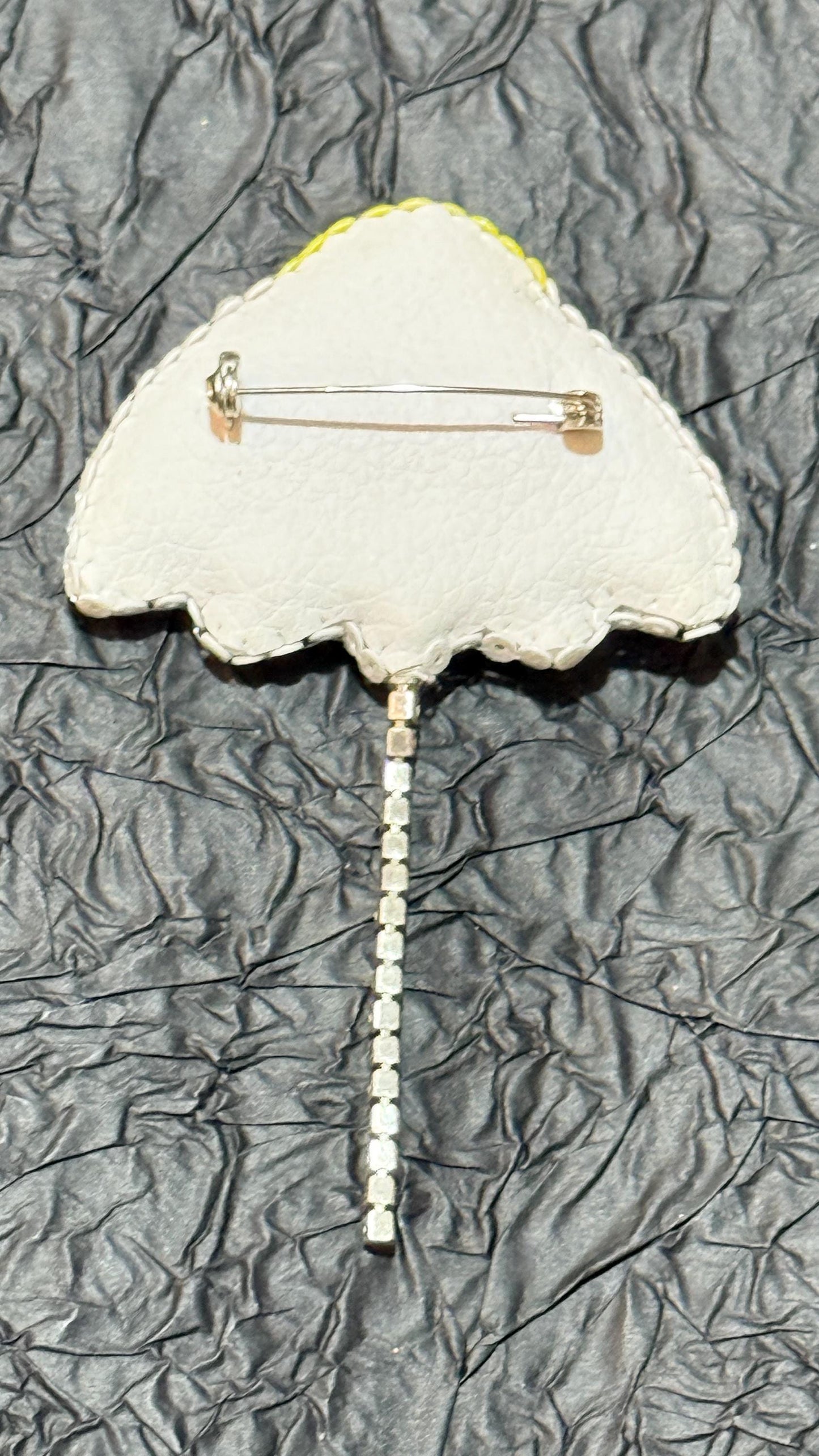 Handmade Beaded Chamomile Brooch: Sequined Floral Pin