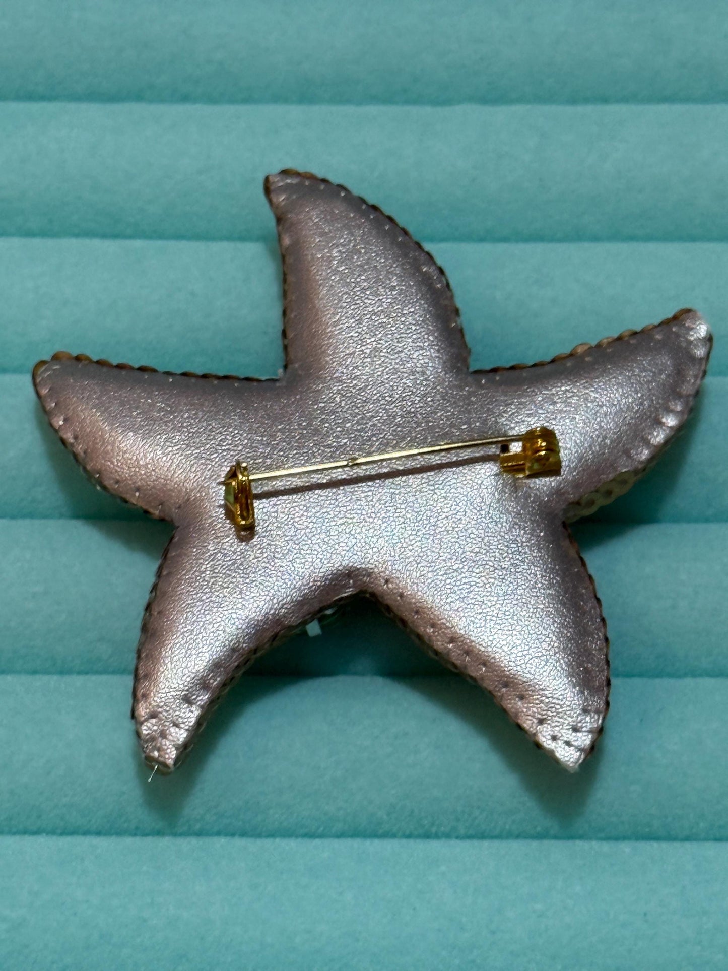 Handmade Starfish Brooch Beaded Pin in Turquoise Gold | Ocean-Inspired Jewellery | Summer Beach Gift | Coastal Fashion Accessory