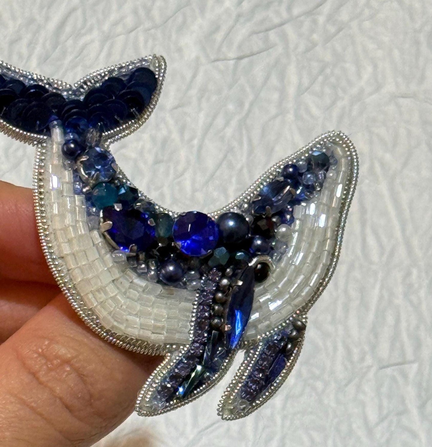 Handmade Beaded Whale Tail Brooch: Ocean-Inspired Crystal Pin