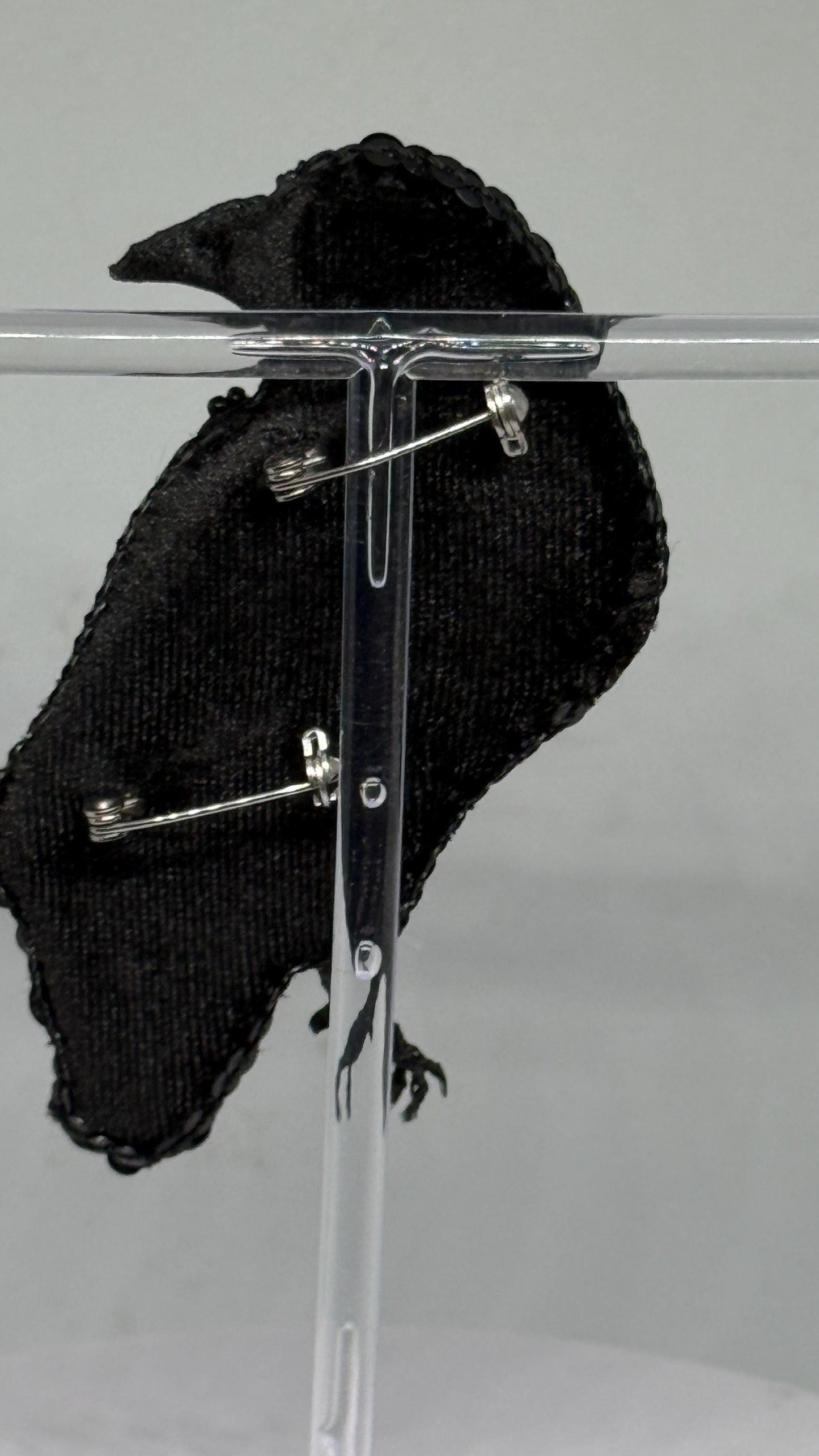 Handmade Beaded Raven Brooch – Gothic Sequined Bird Pin