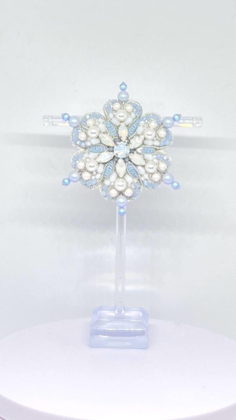 Handmade Crystal Snowflake Brooch - Elegant Winter Jewelry Accessory