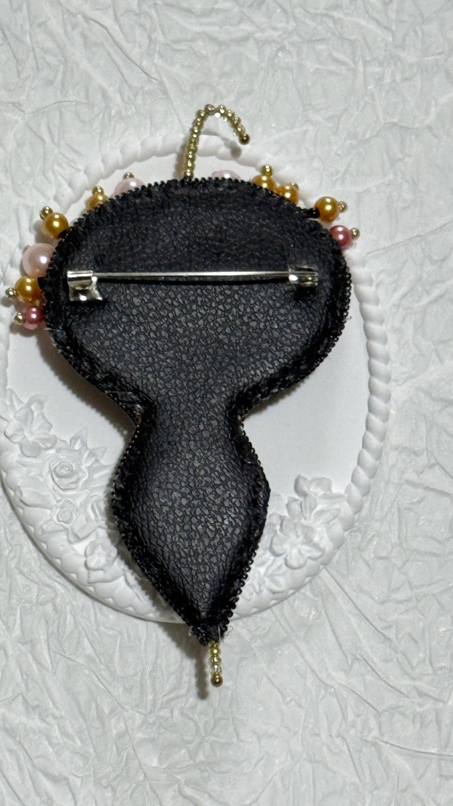 Elegant Black Pearl Beaded Bouquet Brooch