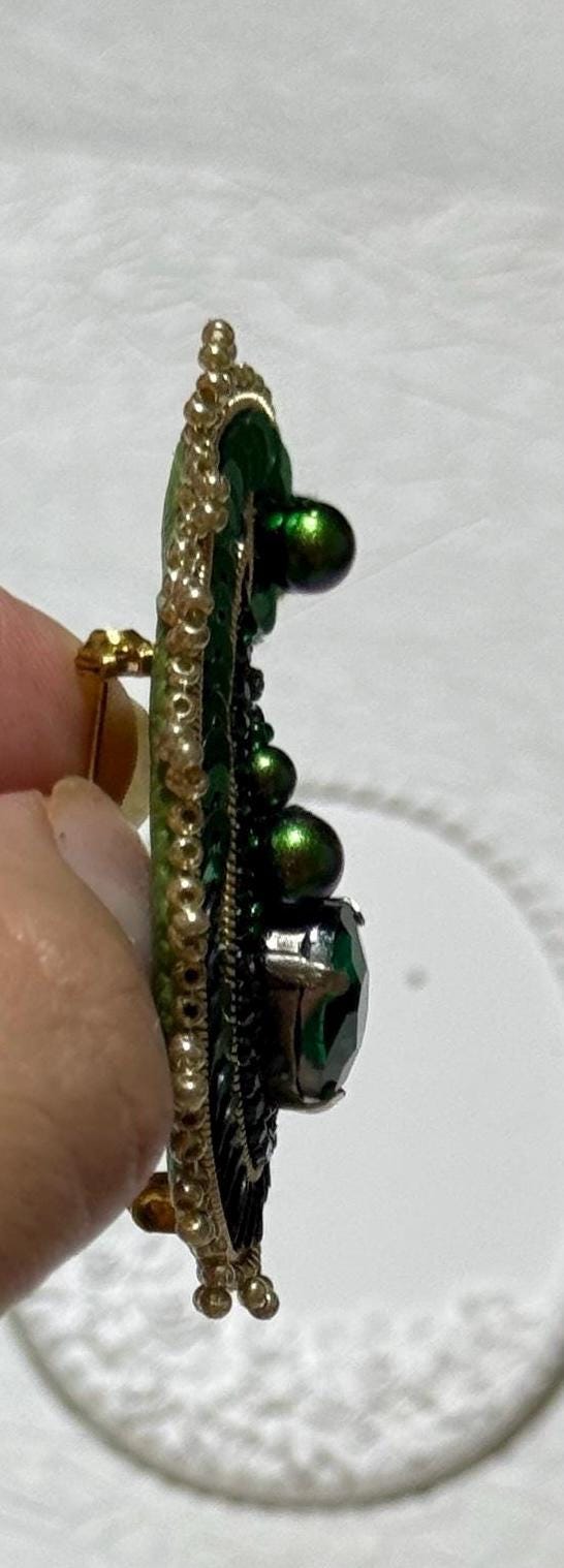Handmade Green Paisley Brooch: Beaded Embroidery Statement Pin