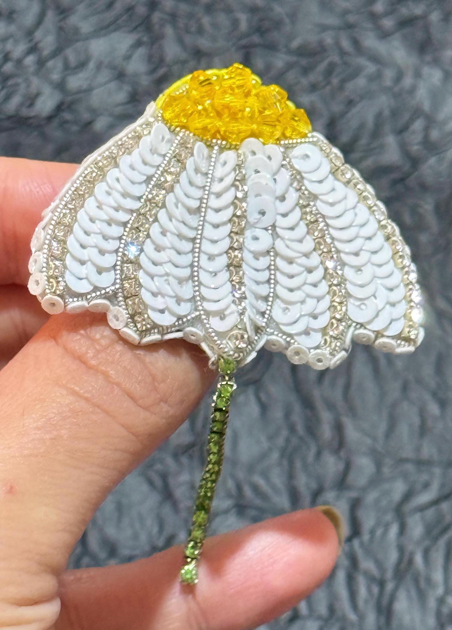 Handmade Beaded Chamomile Brooch: Sequined Floral Pin