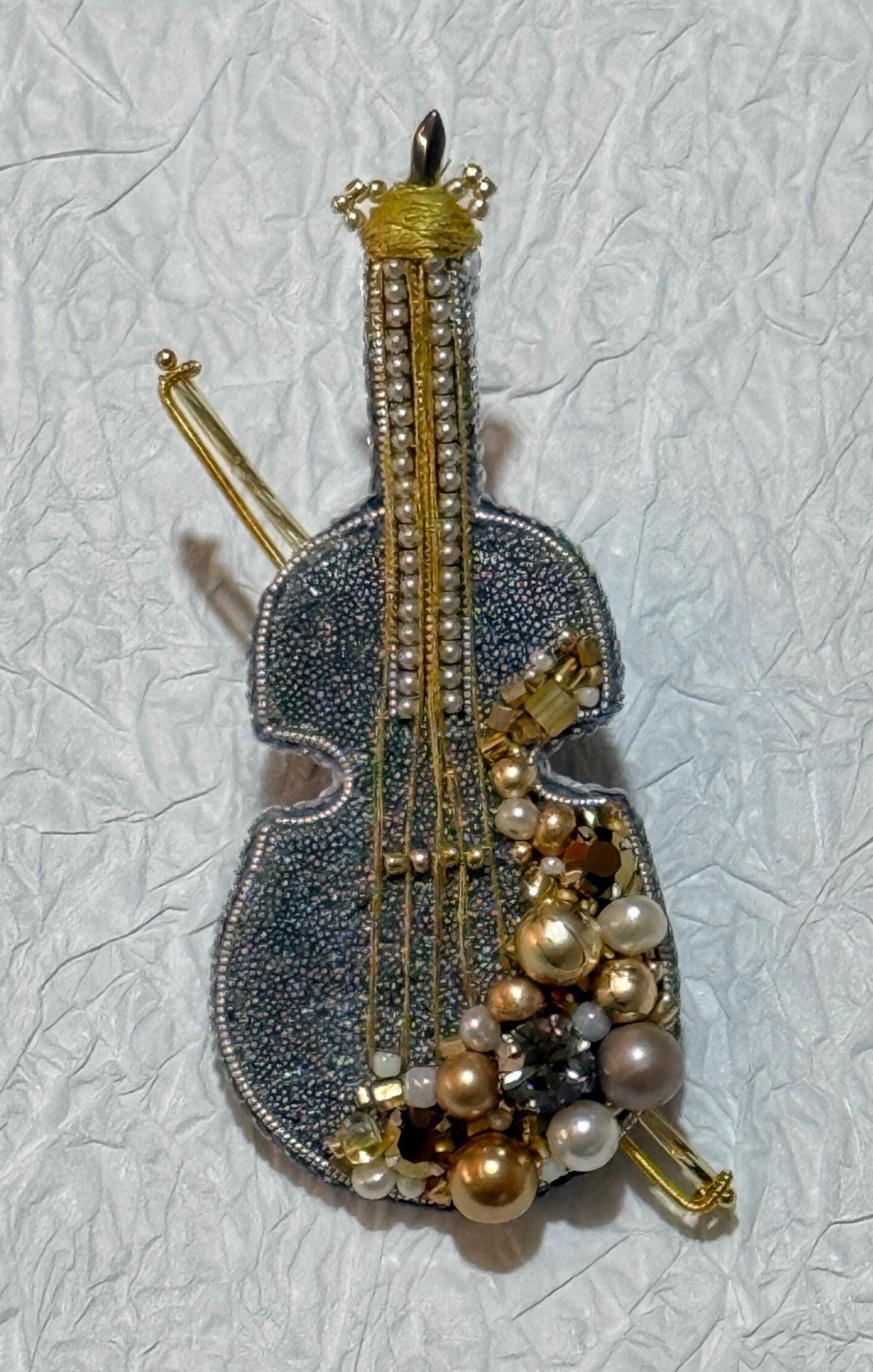 Handmade Silver Violin Brooch: Beaded Music Lover Pin