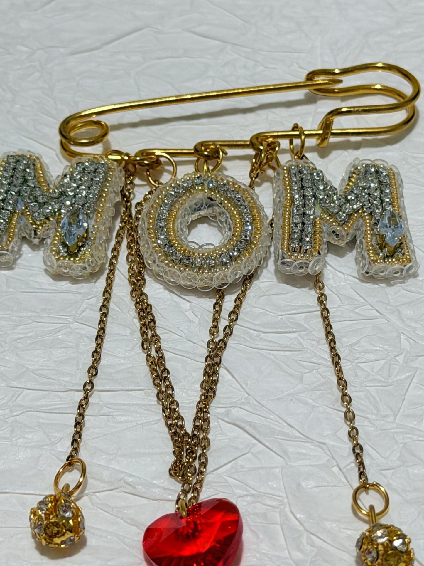 Handmade Beaded MOM Brooch – Crystal Heart, Gold Tone Pin