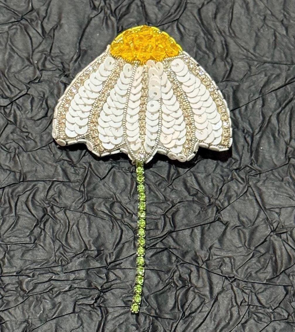 Handmade Beaded Chamomile Brooch: Sequined Floral Pin