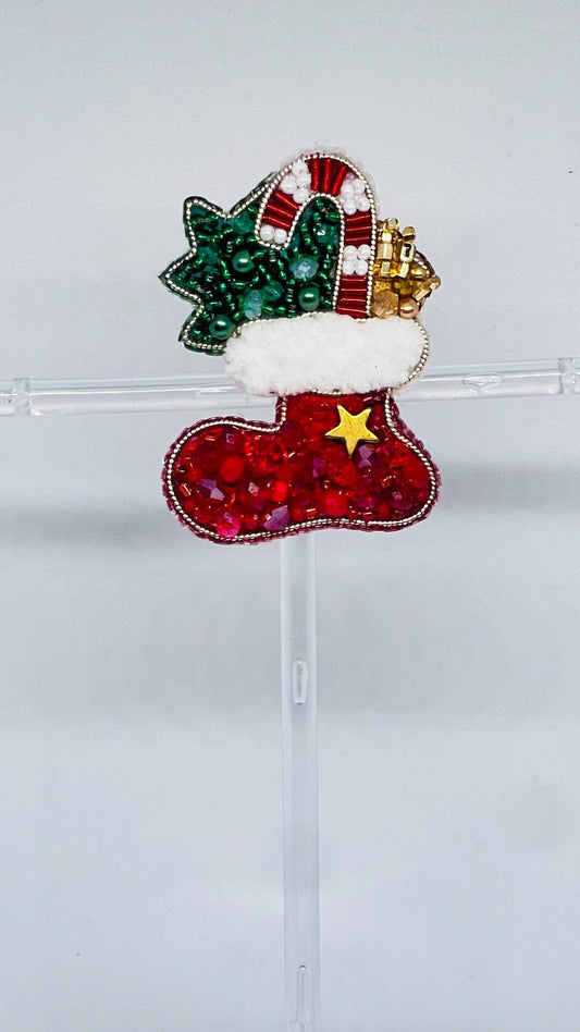 Handmade Beaded Christmas Stocking Brooch – Festive Accessories for Holiday Outfits and Gifts