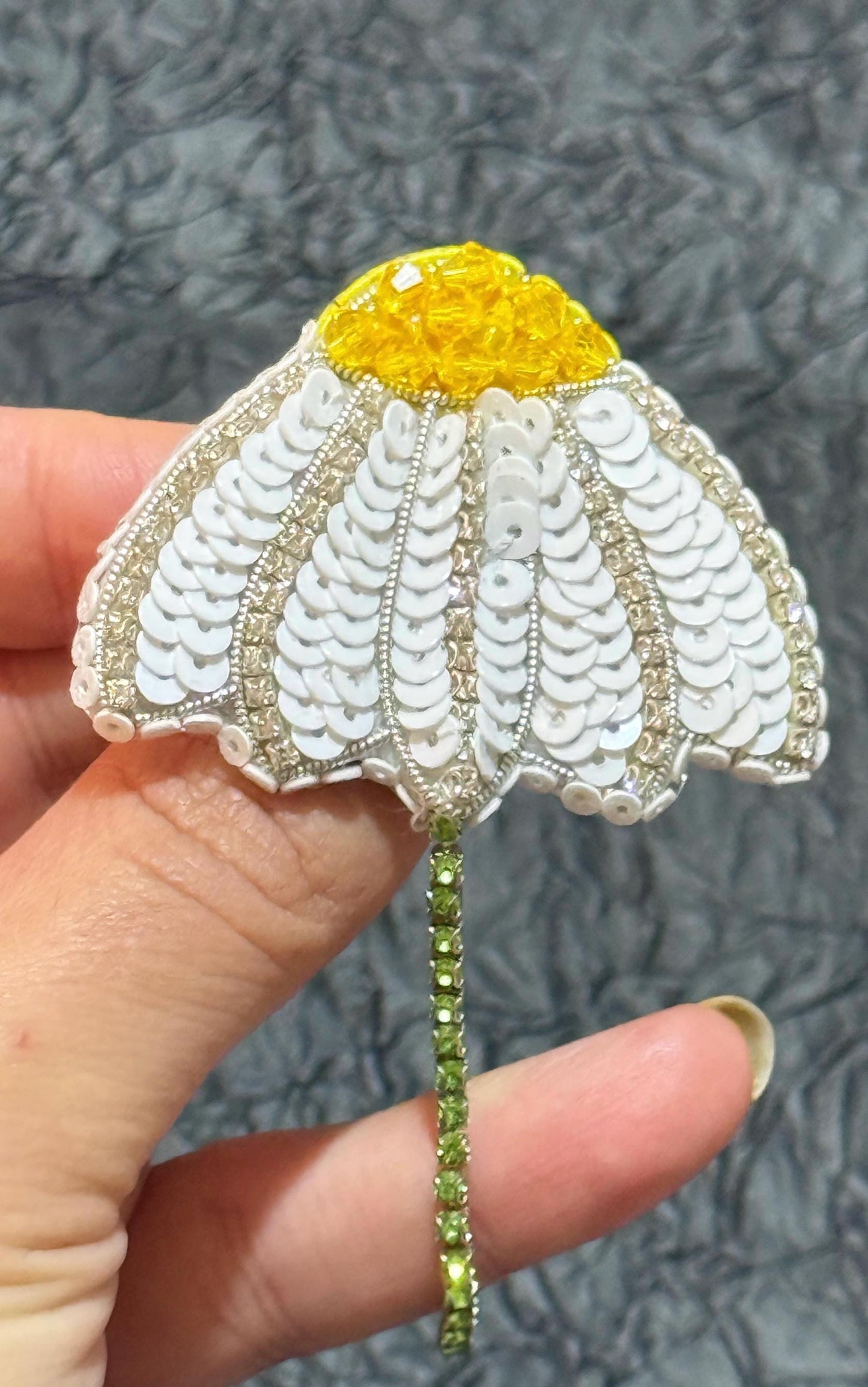 Handmade Beaded Chamomile Brooch: Sequined Floral Pin