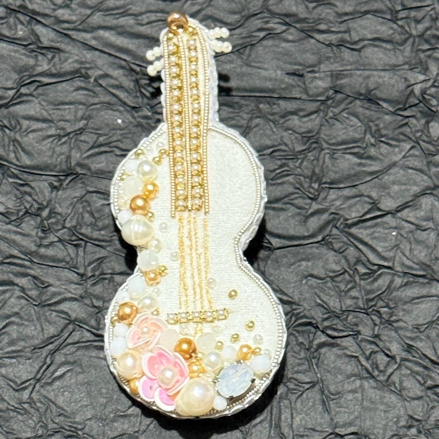 Handmade Beaded Violin Brooch: Pearl & Crystal Musical Pin