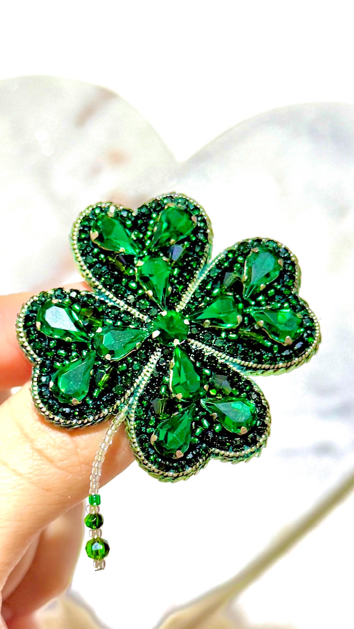 Handmade Green Crystal Clover Brooch: Lucky Beaded Pin