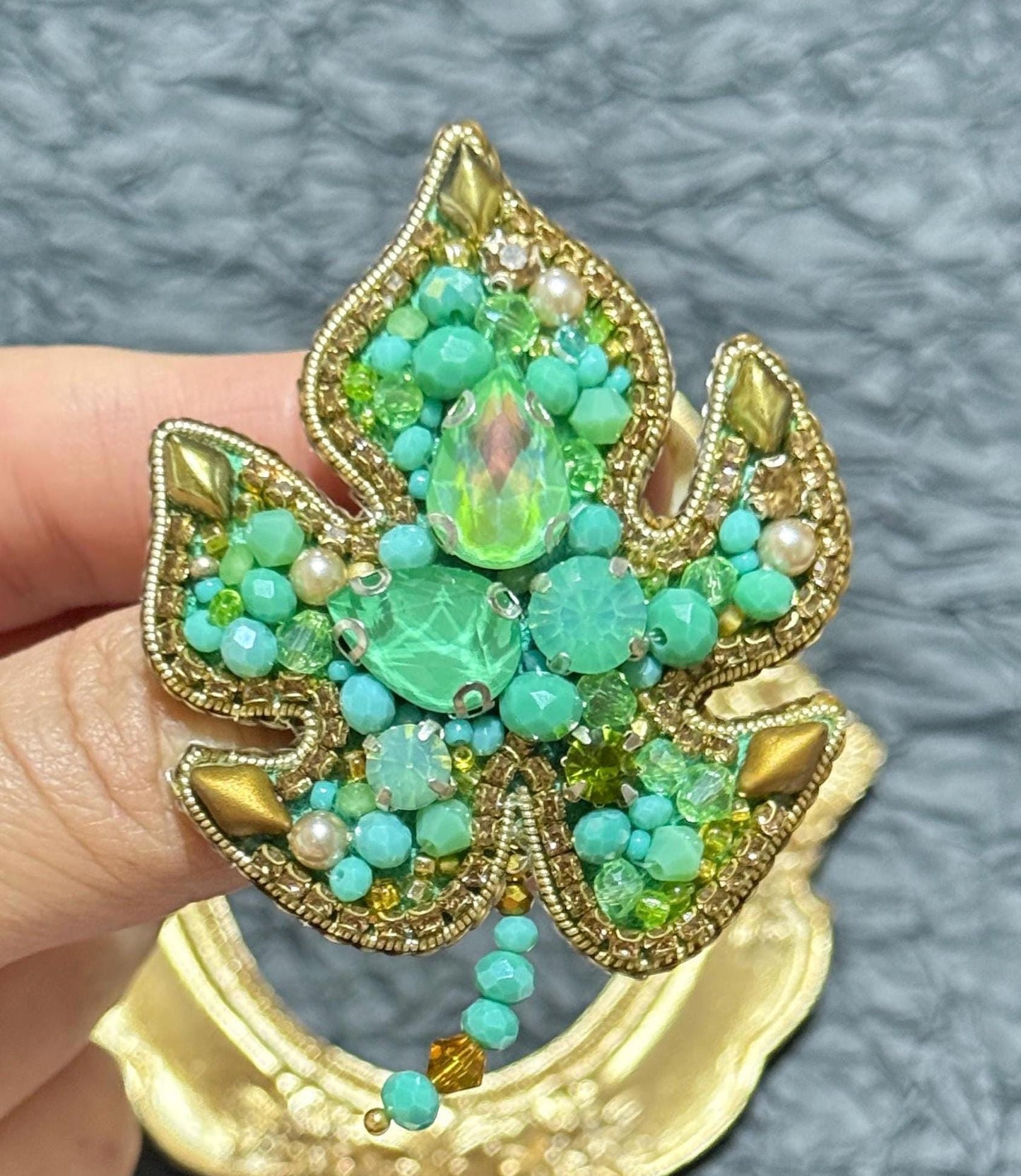 Handmade Green Crystal Leaf Brooch: Beaded Nature Jewelry