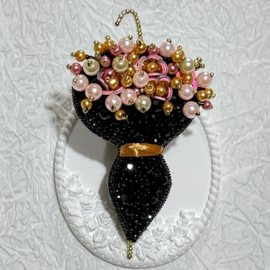Elegant Black Pearl Beaded Bouquet Brooch