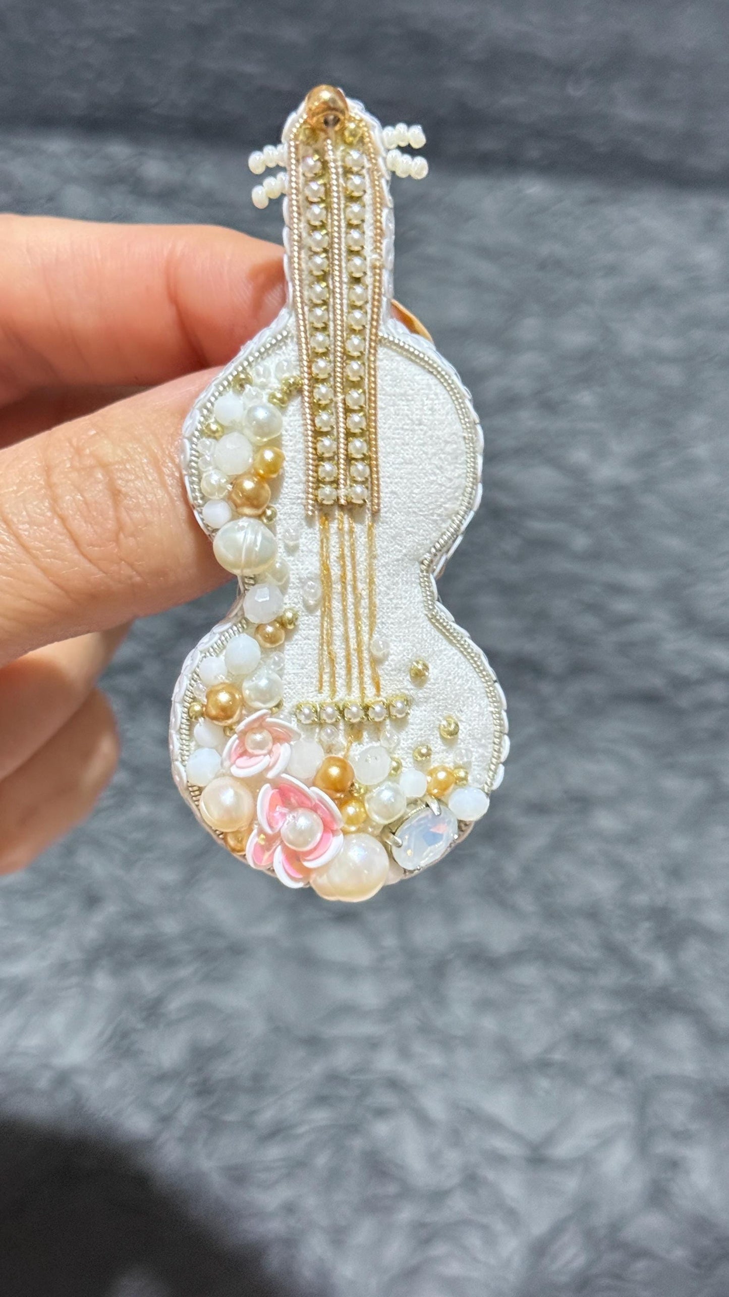 Handmade Beaded Violin Brooch: Pearl & Crystal Musical Pin