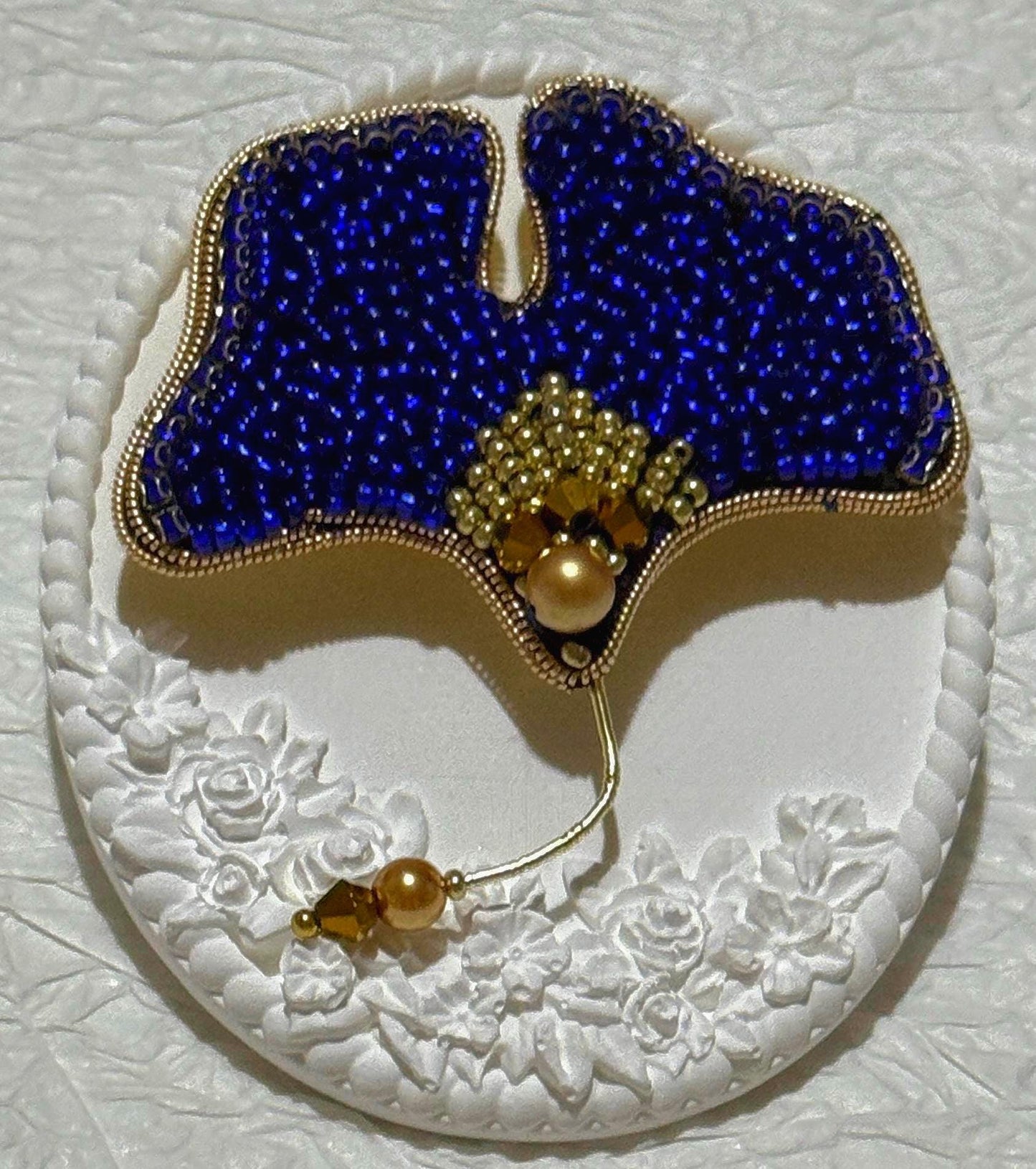 Handmade Blue Beaded Ginkgo Leaf Brooch - Elegant Accessory