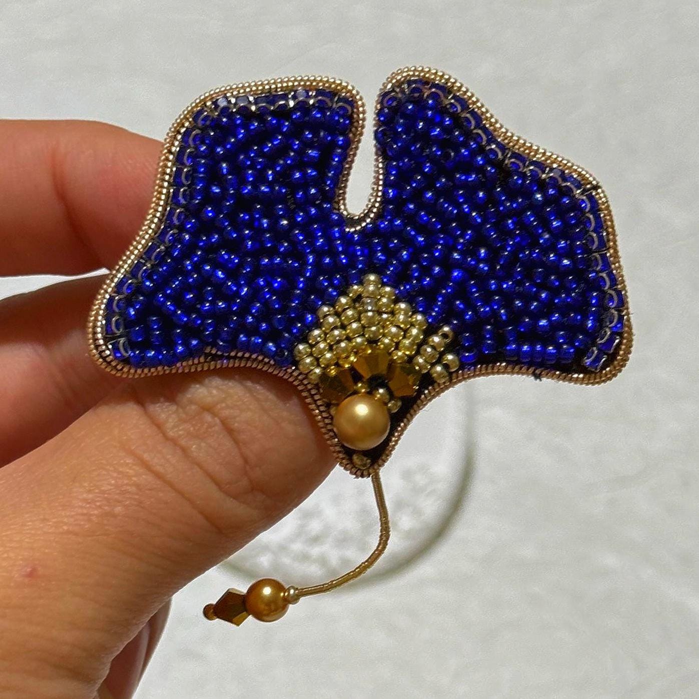 Handmade Blue Beaded Ginkgo Leaf Brooch - Elegant Accessory