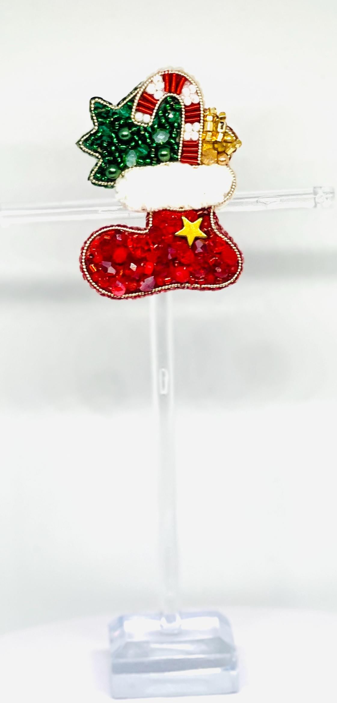 Handmade Beaded Christmas Stocking Brooch – Festive Accessories for Holiday Outfits and Gifts